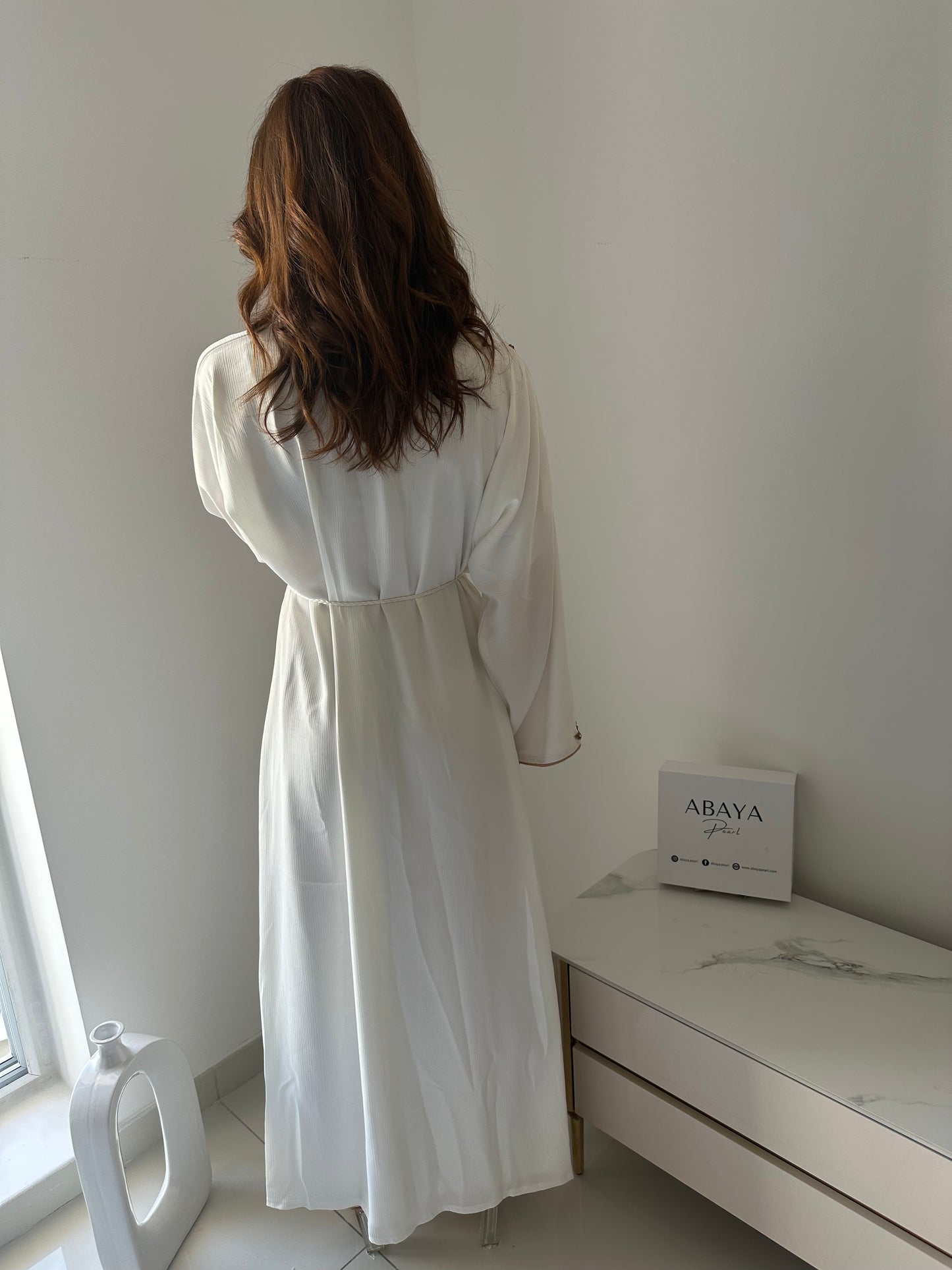 Abaya White Pearl