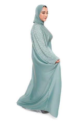 Abaya verte celadon au tissu doux et finition diamantée – Abaya Pearl
