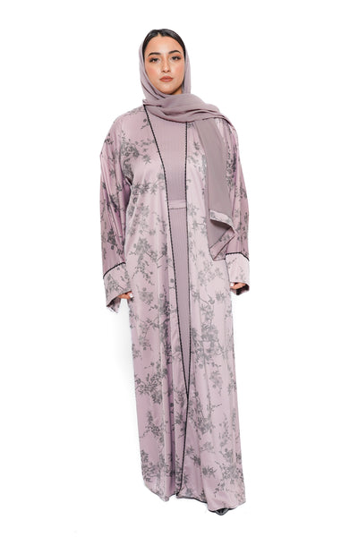 Abaya Manel dans les tons blush, tissu léger et effet plissé délicat - vue de face